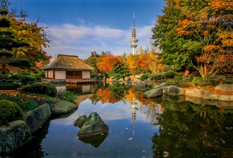 Herbstliches Teehaus in Planten un Bloomen