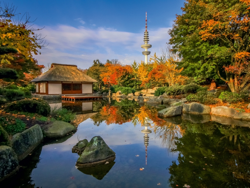 Herbstliches Teehaus in Planten un Bloomen