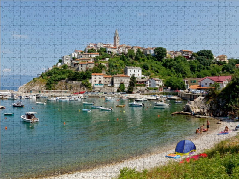 Hafen und Altstadt von Vrbnik, Kroatien