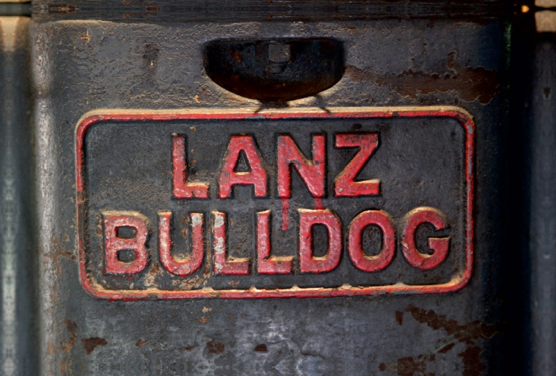 Traktoren - Embleme: Lanz Bulldog