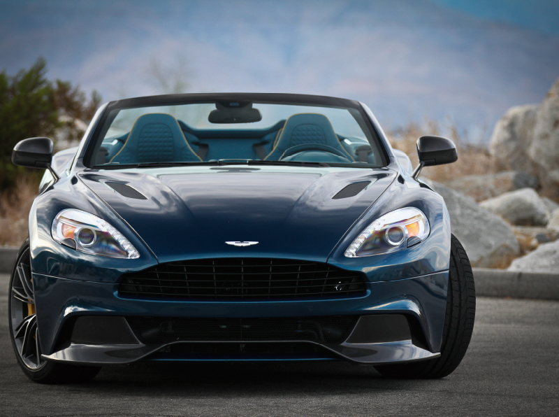 Aston Martin Vanquish Volante