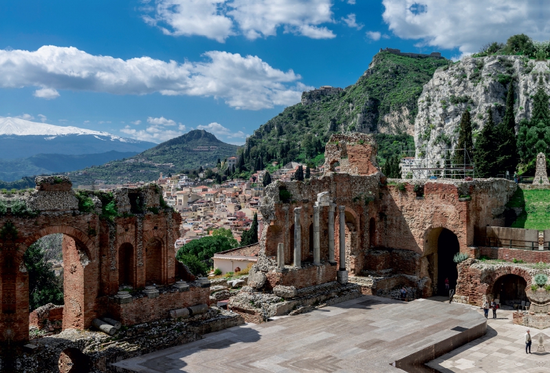 Teatro Greco mit Ätna im Hintergrund, Taormina