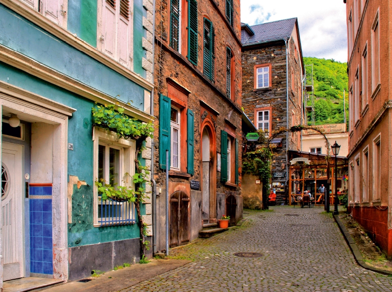 Blick auf einen typischen Baustil des Moselstädtchen Bernkastel- Kues