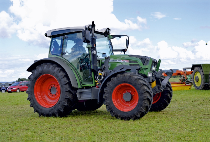 Fendt 210