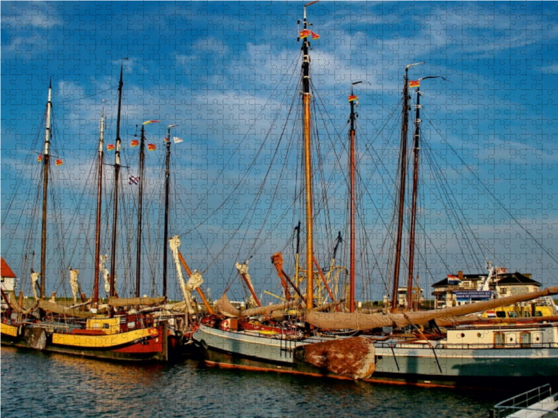 Segelschiffe im Oudeschild Hafen