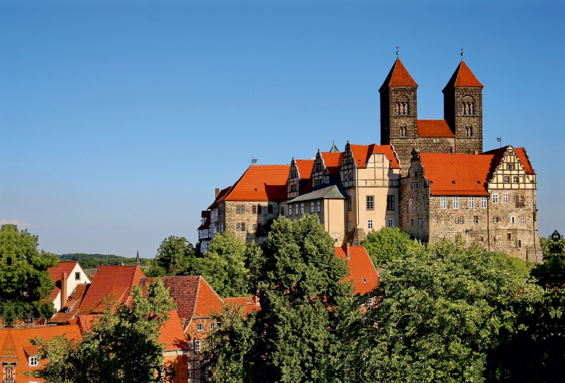 Ein Motiv aus dem Kalender Quedlinburg - romantische Fachwerkhäuser