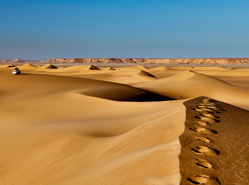 Sanddünen in ägyptischer Wüste