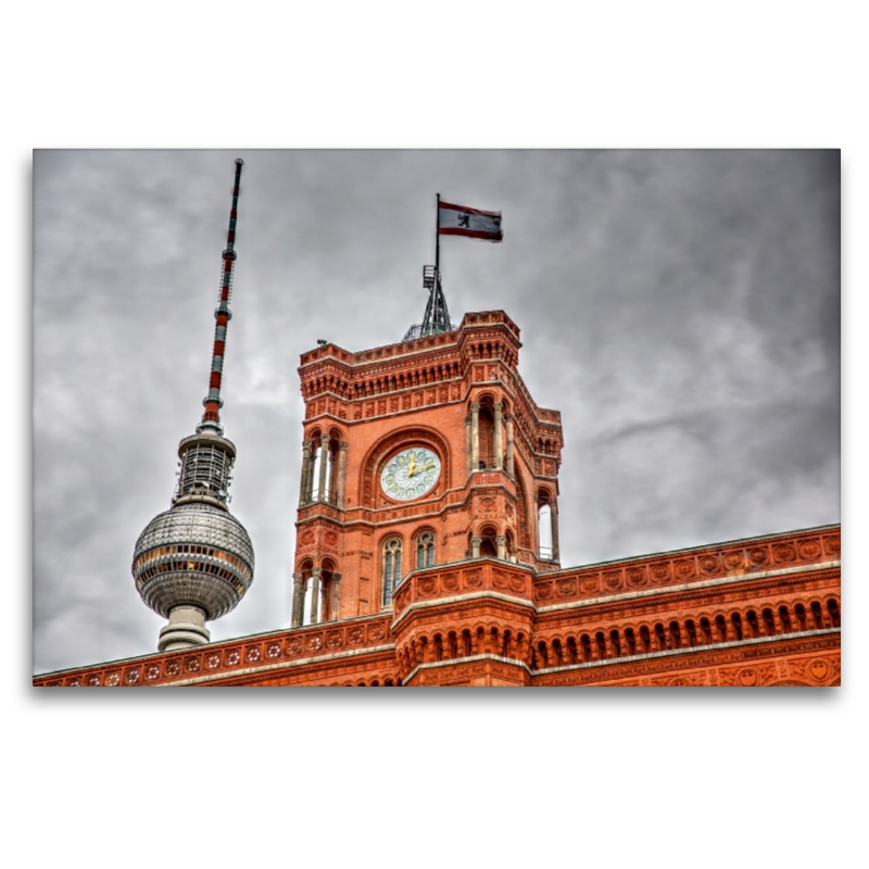 Berlin- Rote Rathaus und Fernsehturm