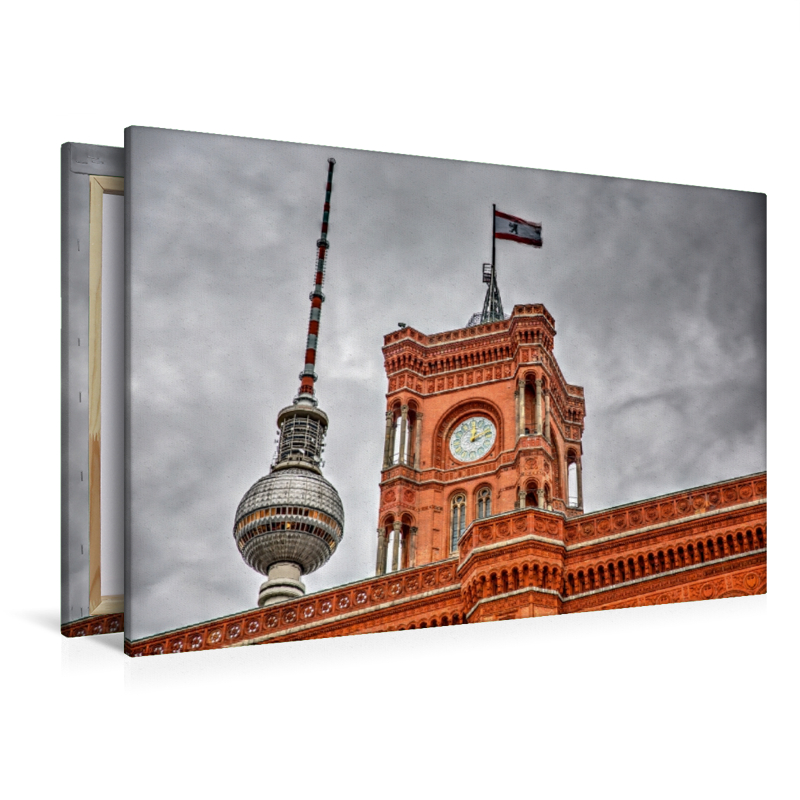 Berlin- Rote Rathaus und Fernsehturm