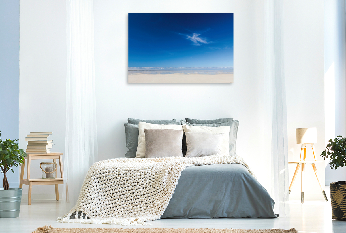 Einsame Wolke am Strand von Sankt Peter Ording