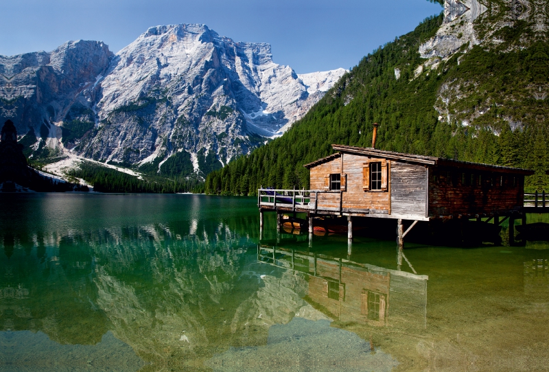 Fischerhütte am Pragser Wildsee