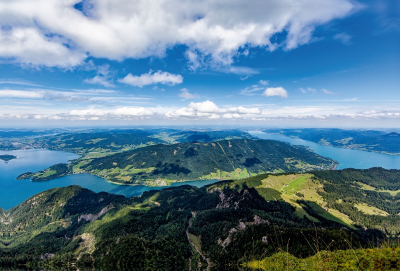 Mondsee und Attersee von der Schafbergspitze aus gesehen