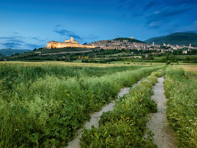 Assisi bei Nacht