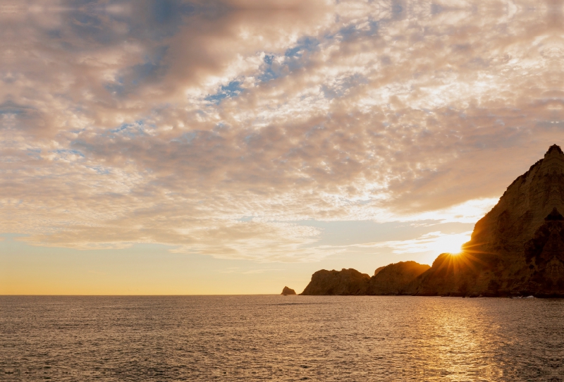 Wunderbarer Sonnenaufgang am Meer East Cape Neuseeland