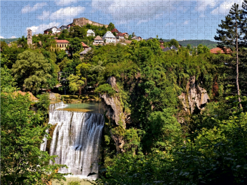 Der Pliva-Wasserfall in Jajce, Zentralbosnien