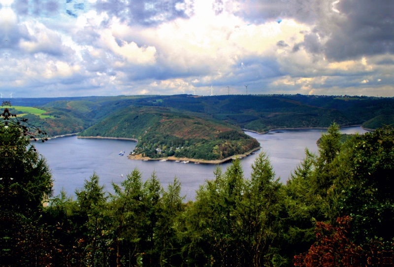 Panoramablick Hirschley mit Blick auf den Rursee