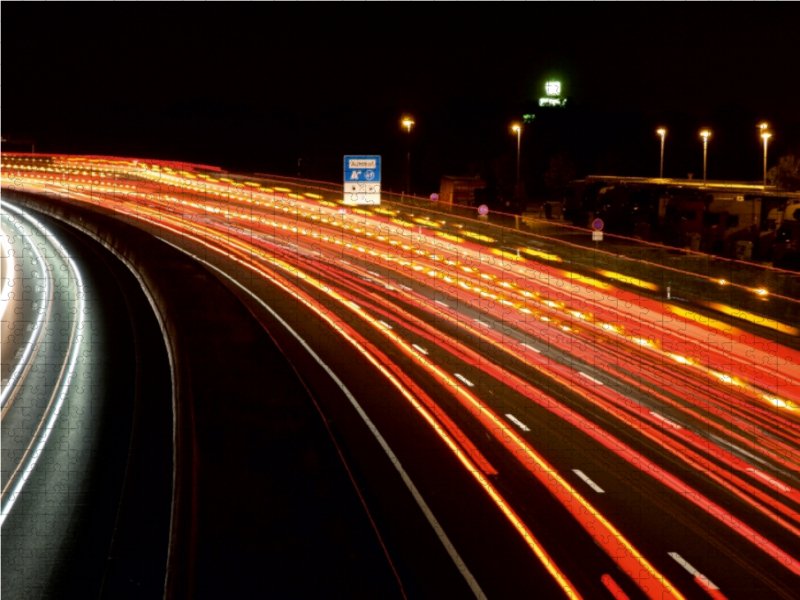 Autobahn in der Nacht