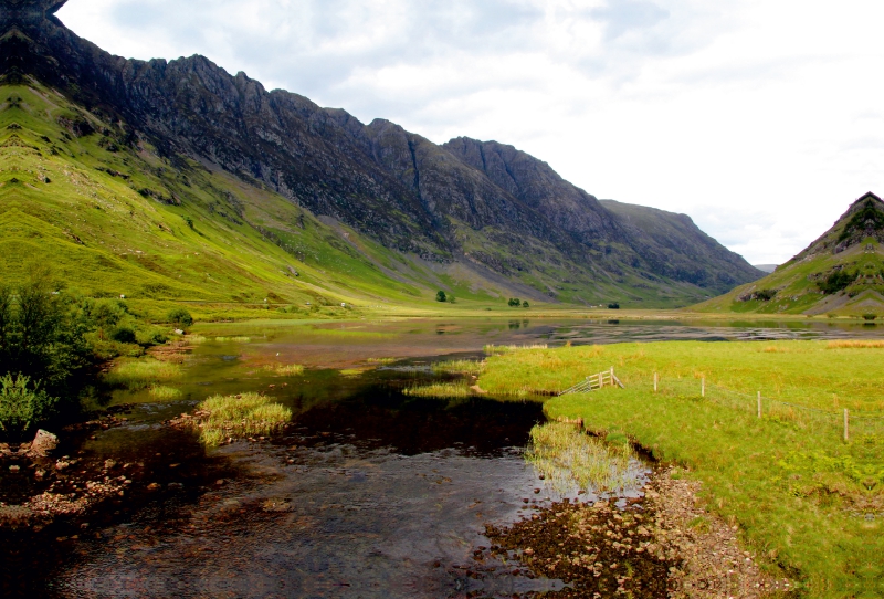 Aonach Eagach - Loch Achtriochtan