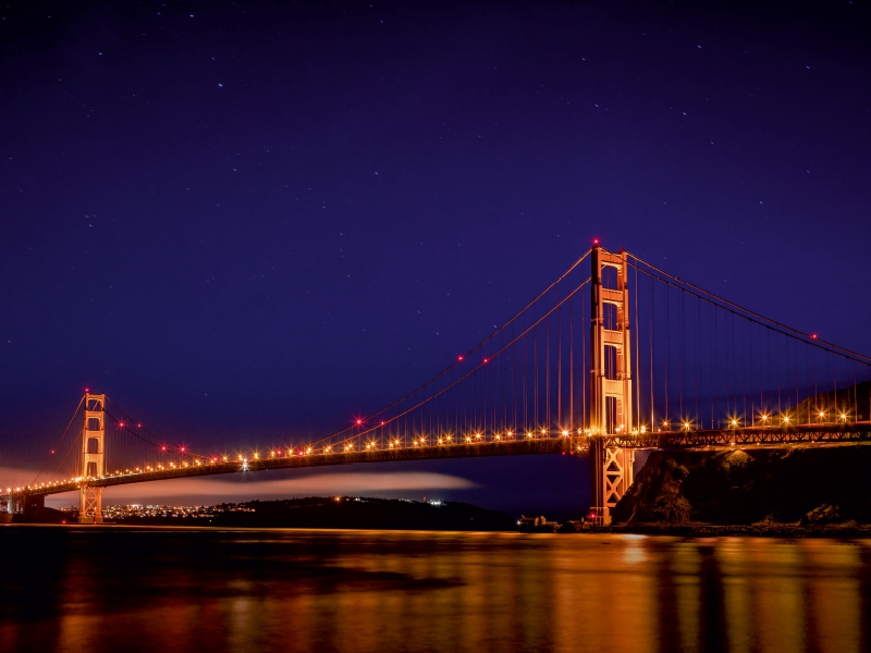 Golden Gate Bridge mit Sternenhimmel