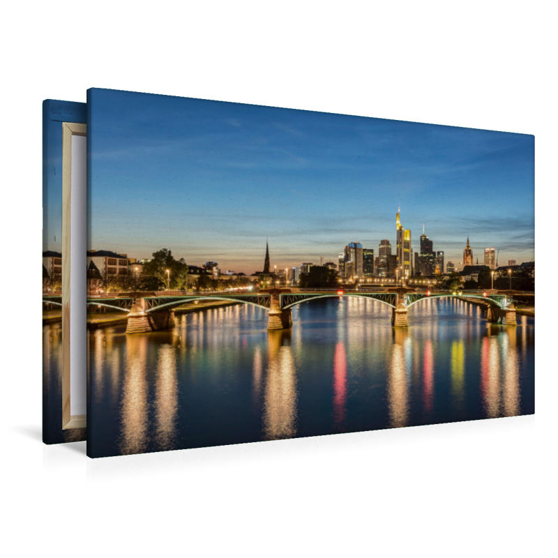 Skyline Frankfurt und Ignatz-Bubis-Brücke