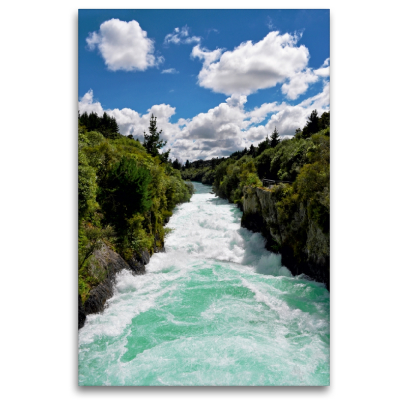 Der Huka Fluss  Wasserfall in Neuseeland  Wasserkraft der Natur