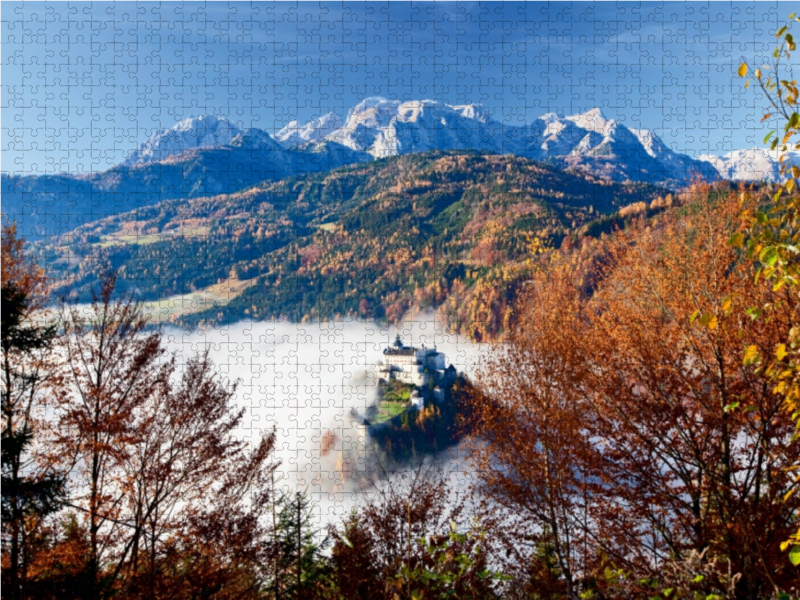 Ein Nebelteppich rund um die Burg Hohenwerfen