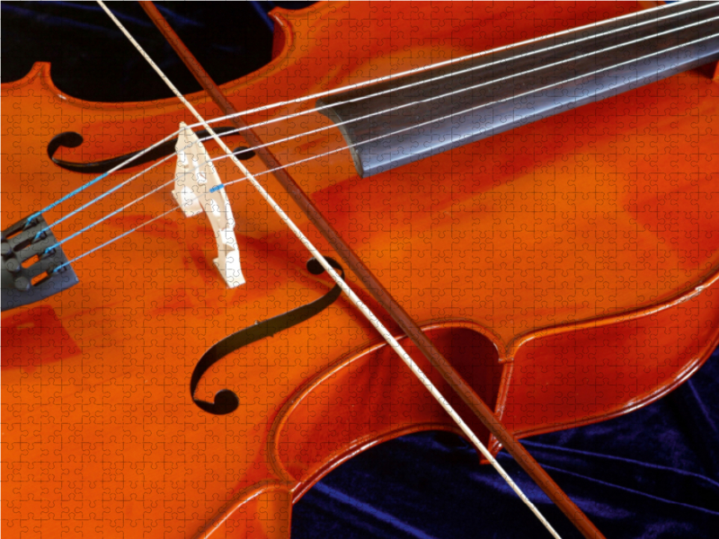 Cello mit Bogen