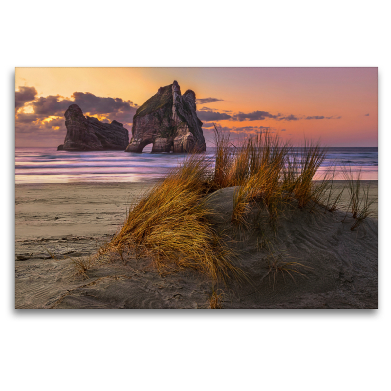 Abenddämmerung am Wharariki Beach, Neuseeland