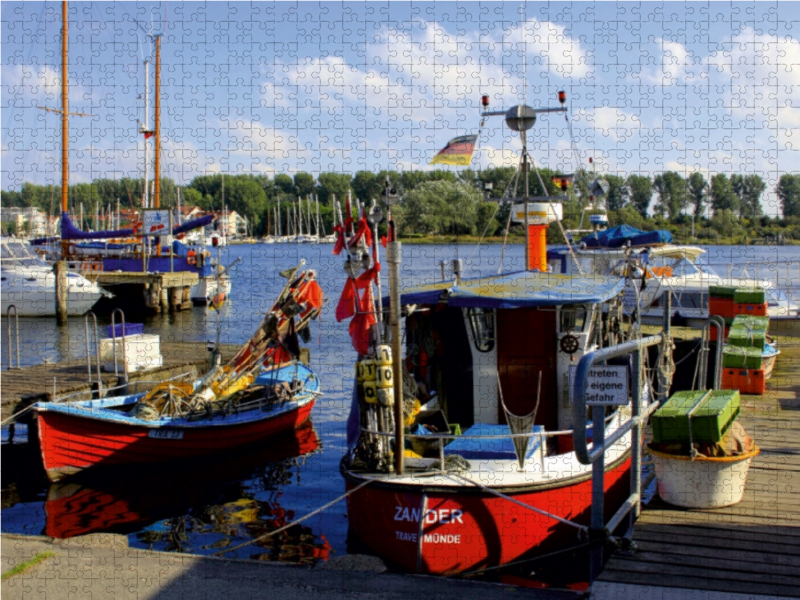 Fischerhafen Travemünde an der Hafeneinfahrt