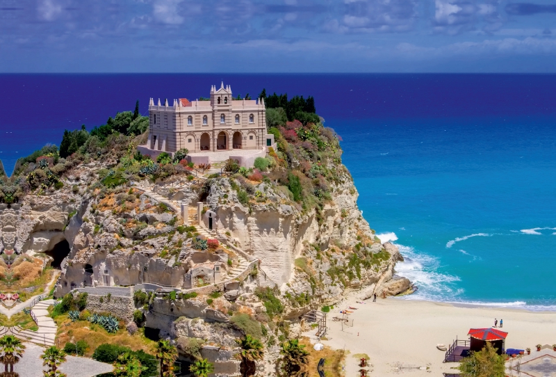 Santa Maria Dell'Isola, Tropea