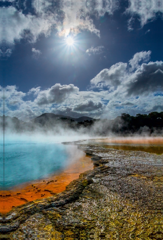 Heißer Dampf auf dem Champagnersee, Wai-O-Tapu. Neuseeland