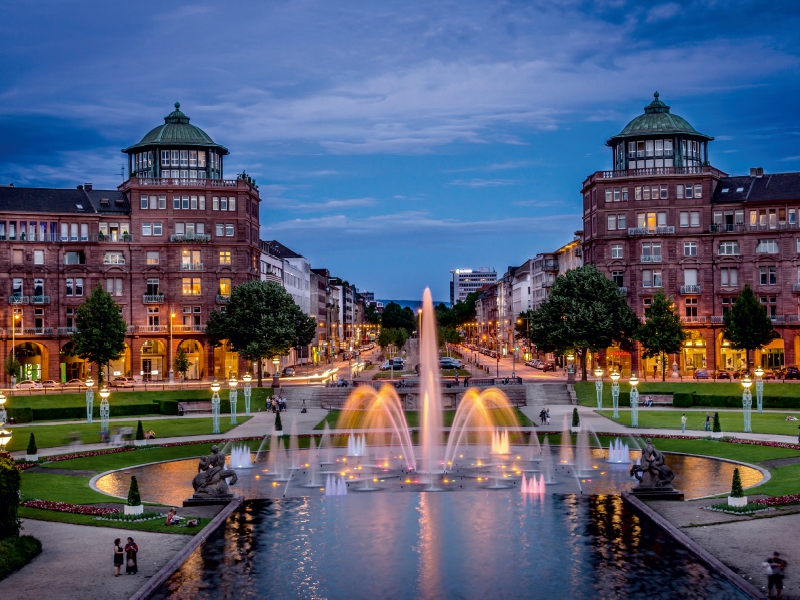 Wasserspiele am Friedrichsplatz