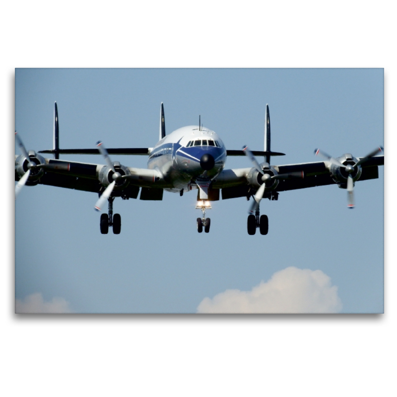 Lockheed Super Constellation im Endanflug auf den Speyerer Flugplatz