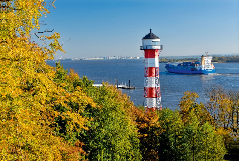 Der Leuchtturm Wittenbergen in Hamburg-Rissen