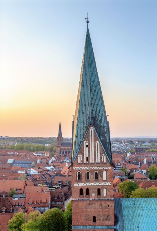 Blick über Lüneburg mit St. Johanniskirche