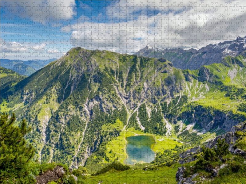 Unterer Gaisalpsee, dahinter der Entschenkopf