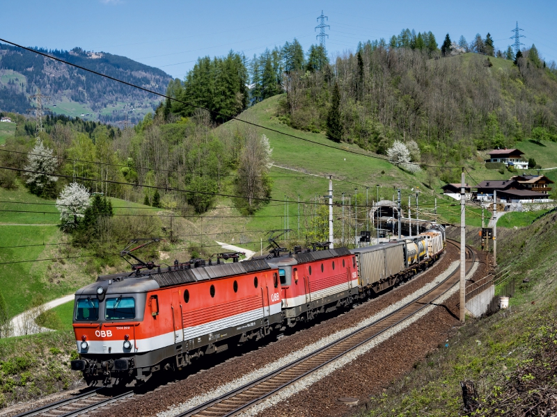 Güterverkehr am Tauern