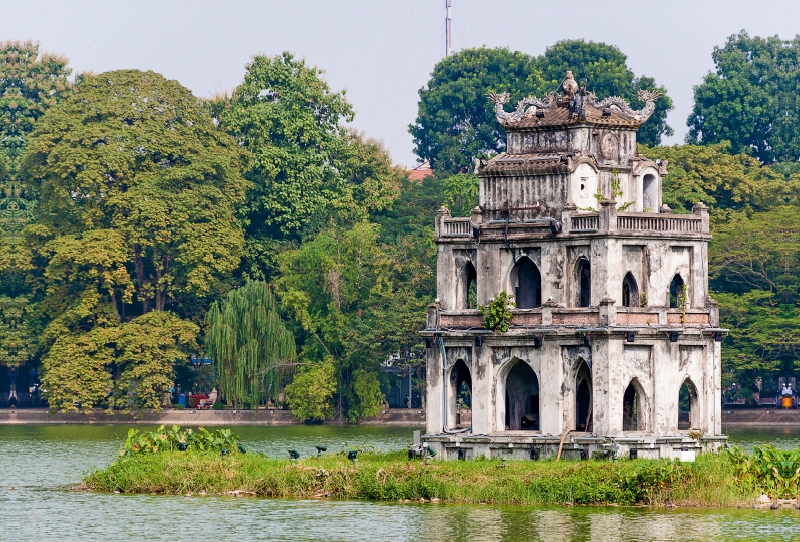 Gehmeinisvoller Schildkröten-Pavillon in Hanoi