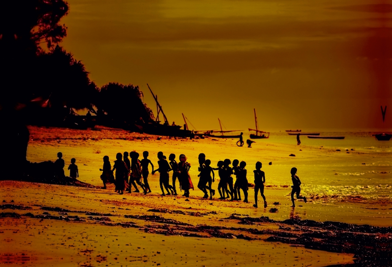 Fischer am Strand von Nungwi