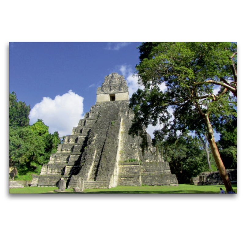 Maya Pyramide in Tikal, Guatemala