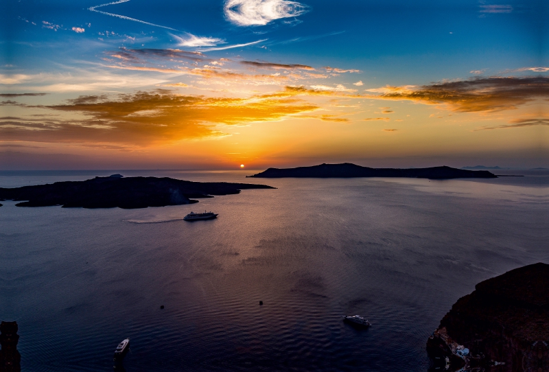 Der wunderbare Sonnenuntergang auf Santorini.