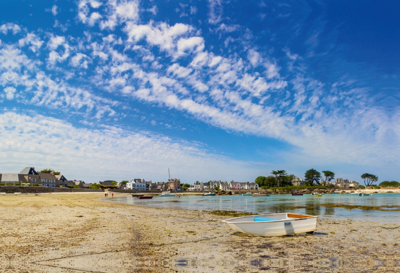 Boot und Ebbe in Brignogan-Plage