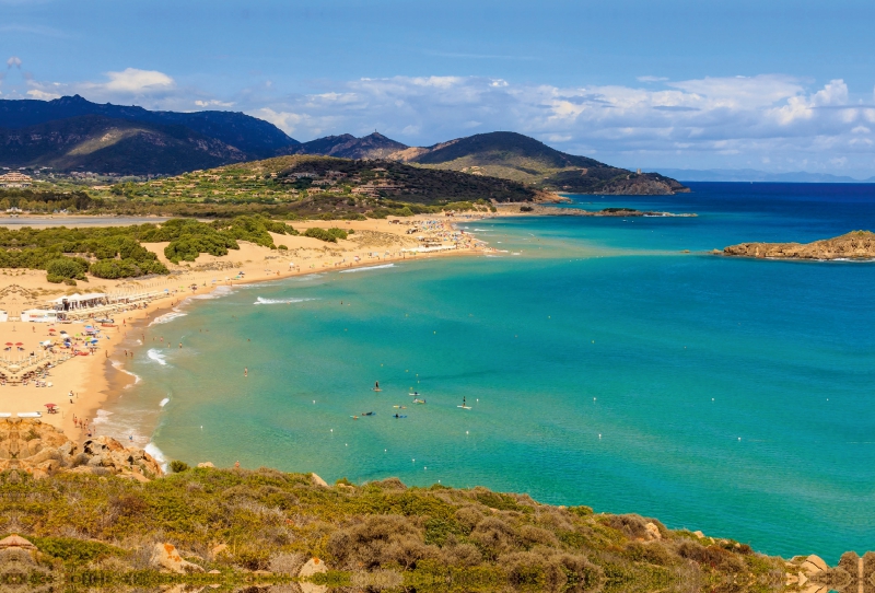 Spiaggia di Su Giudeu, Chia