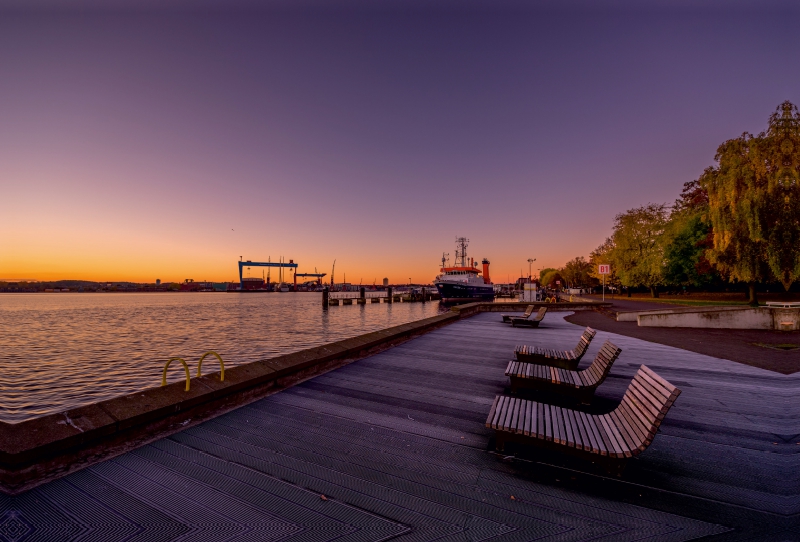 Maritime Morgendämmerung in Kiel