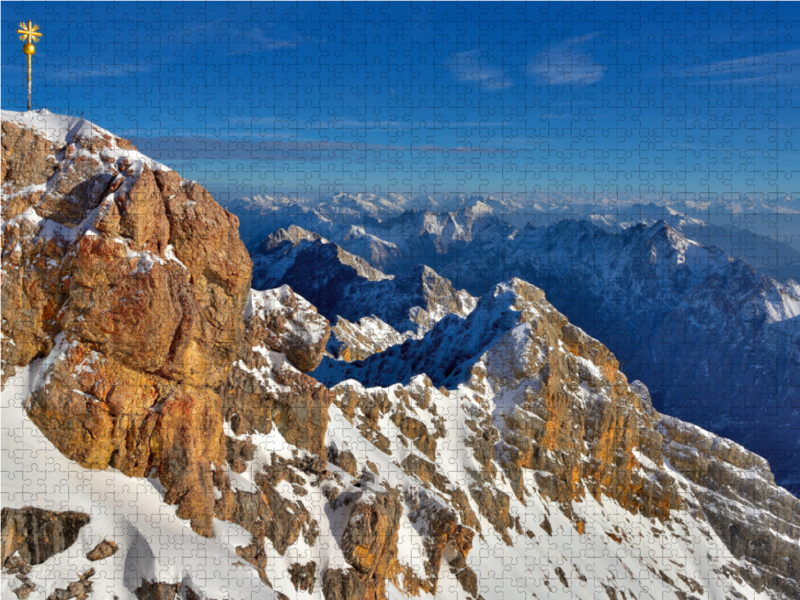 Zugspitze mit Gipfelkreuz