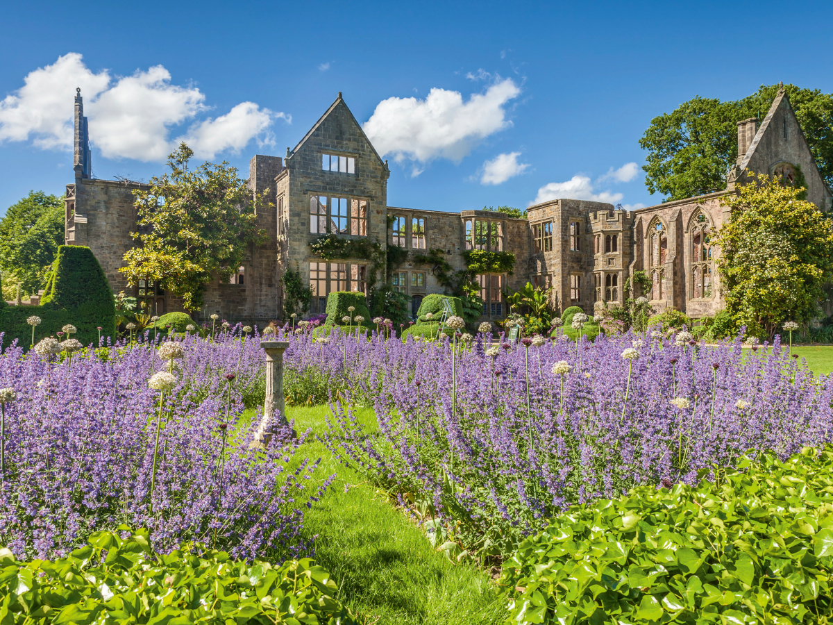 Nymans Garten in Handcross, England