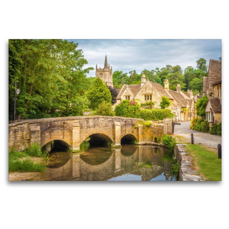 Die Brücke von Castle Combe in Wiltshire, England