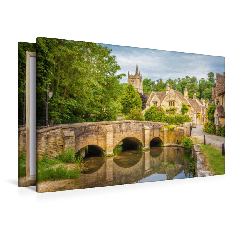 Die Brücke von Castle Combe in Wiltshire, England