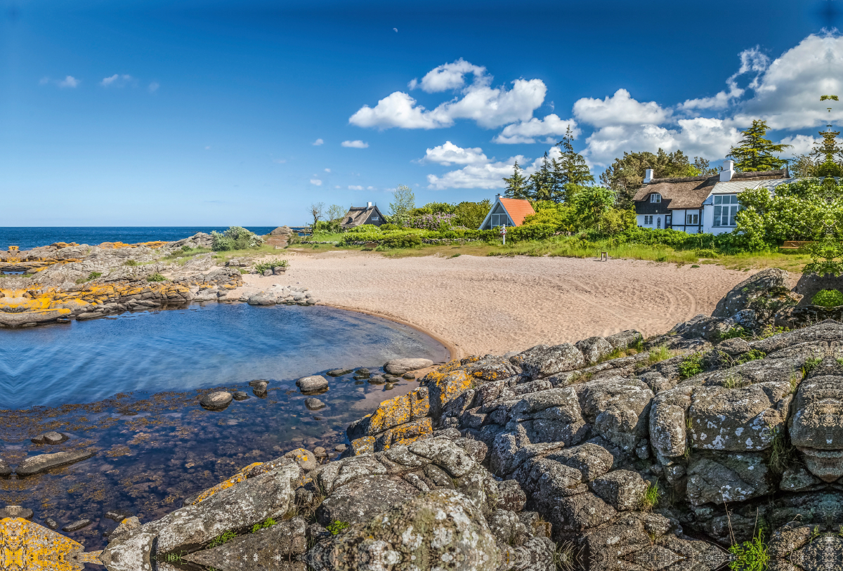 Verstecke Badebucht in Listed auf Bornholm