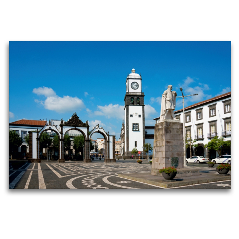 Ponta Delgada - Igreja Matriz de Sao Sebastiao und Portas da Cidade